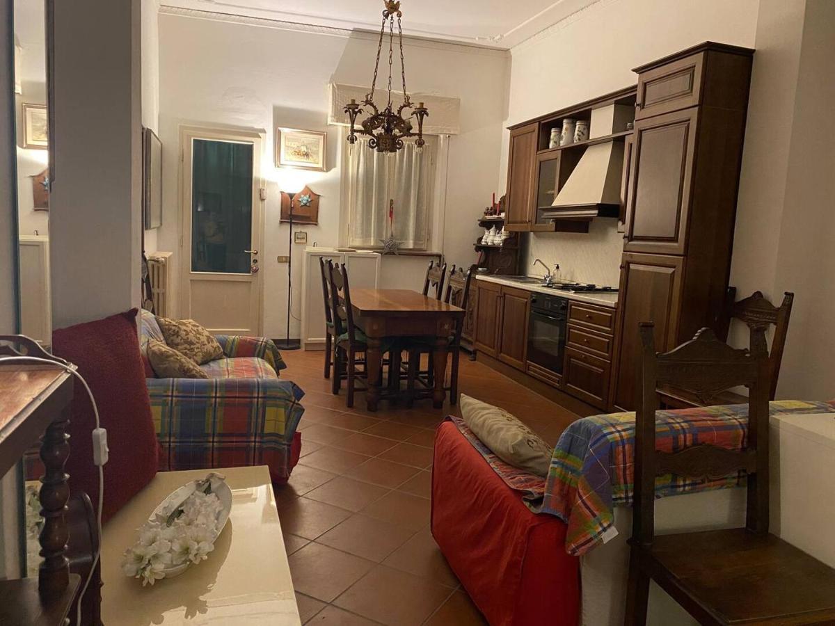 Rosatea Apartment Fucecchio Bagian luar foto