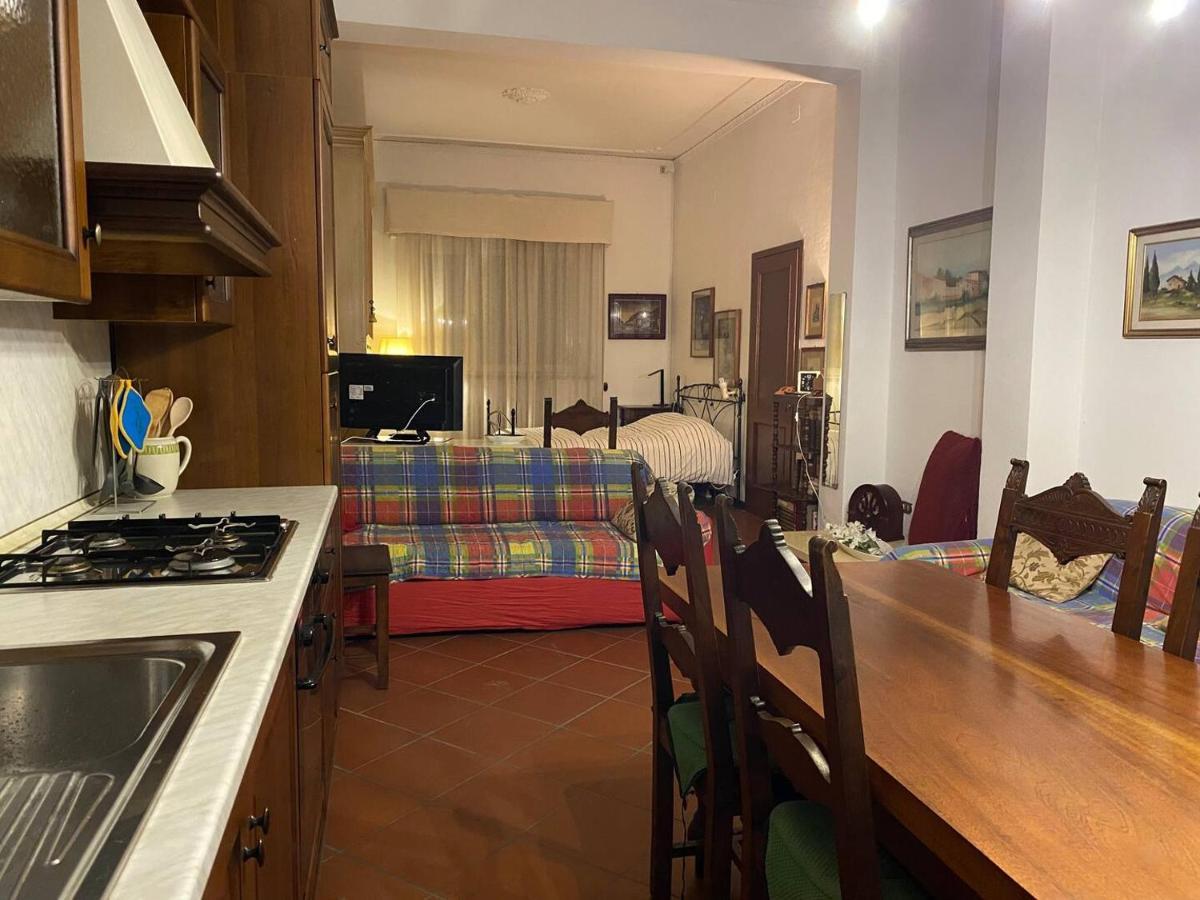 Rosatea Apartment Fucecchio Bagian luar foto